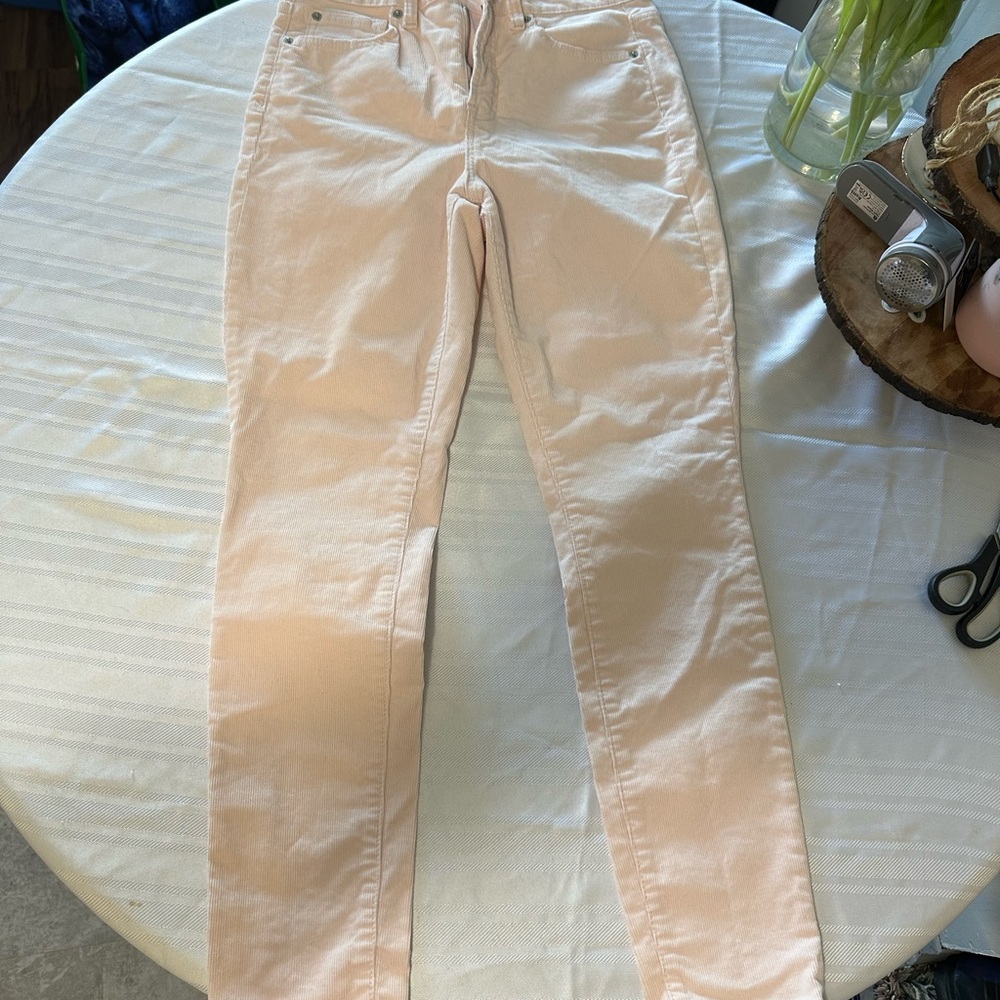 GAP Pink Skinny corduroy feminine pastel spring Valentines vibrant, cute pants